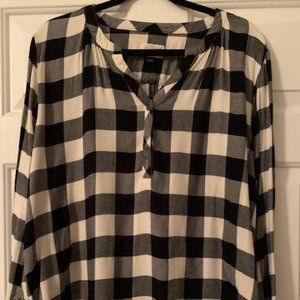 Universal Thread Black and White Plaid